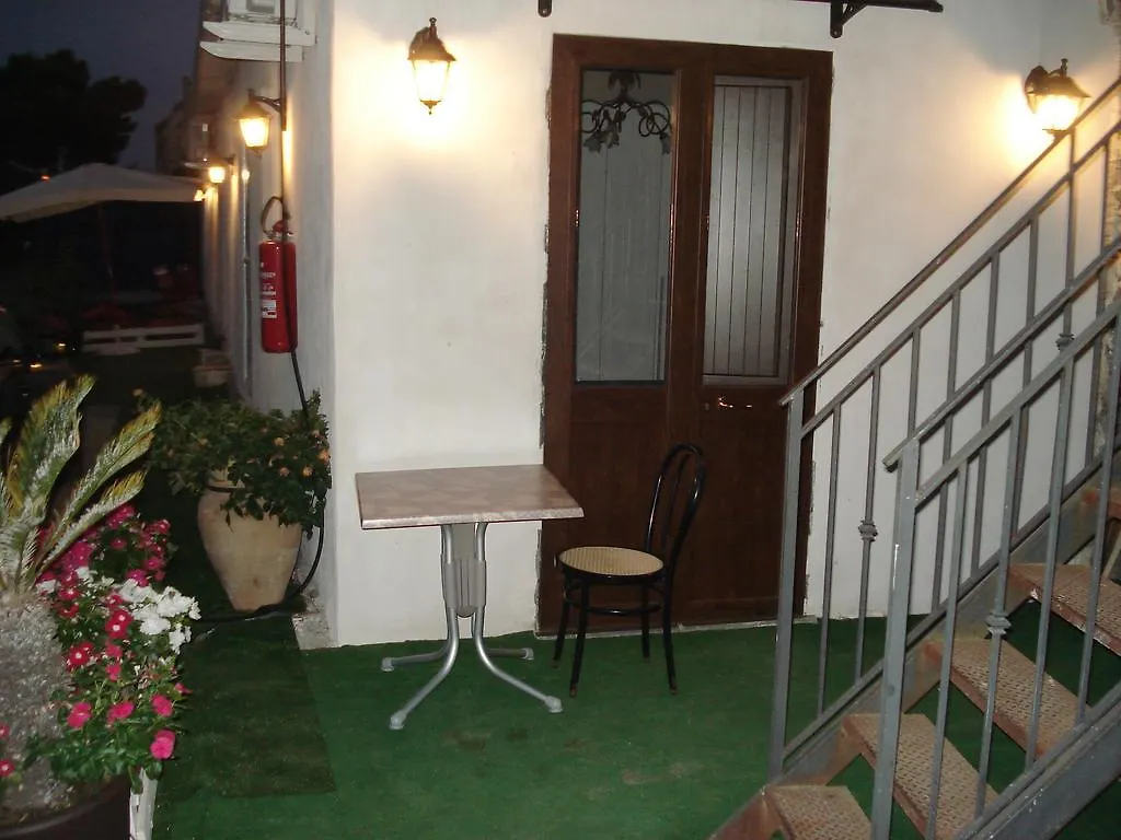 Farm stay Tenuta La Timpa Santa Tecla